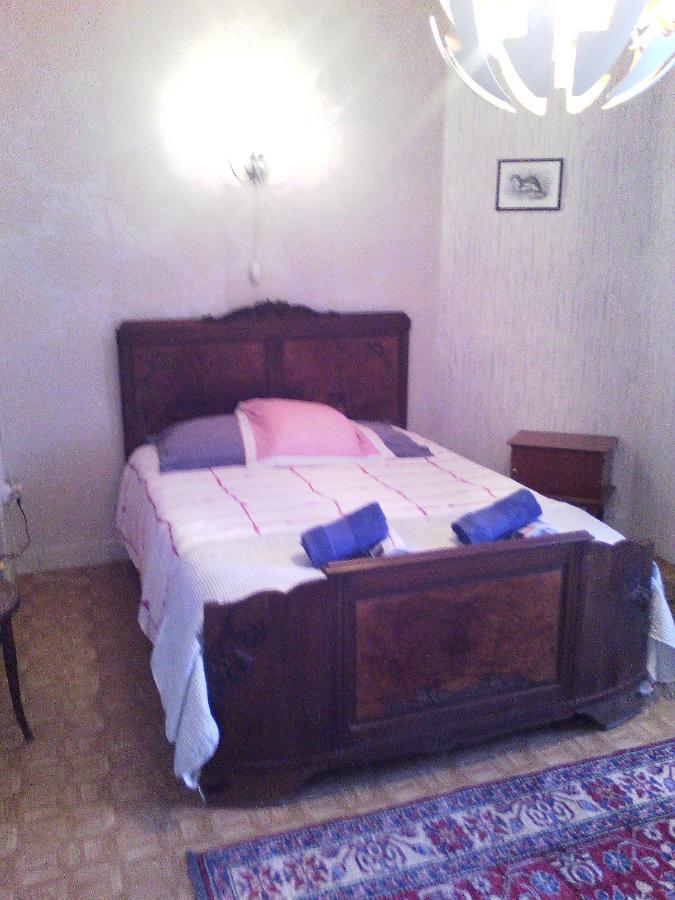 L'Ancien Patronage Guest House Caumont-sur-Garonne Exterior foto