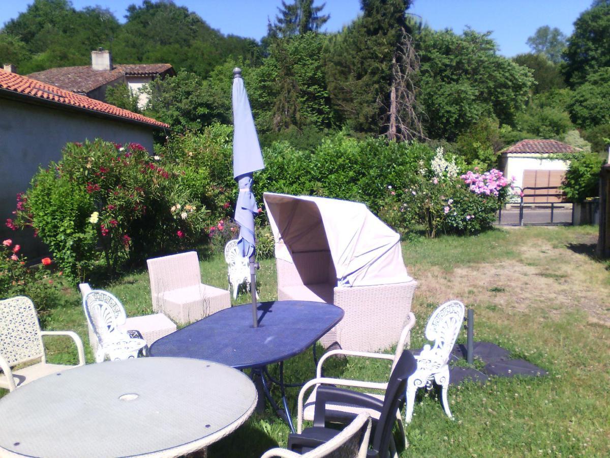 L'Ancien Patronage Guest House Caumont-sur-Garonne Exterior foto