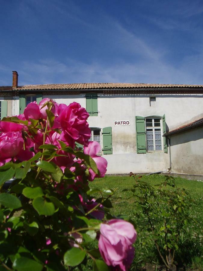 L'Ancien Patronage Guest House Caumont-sur-Garonne Exterior foto